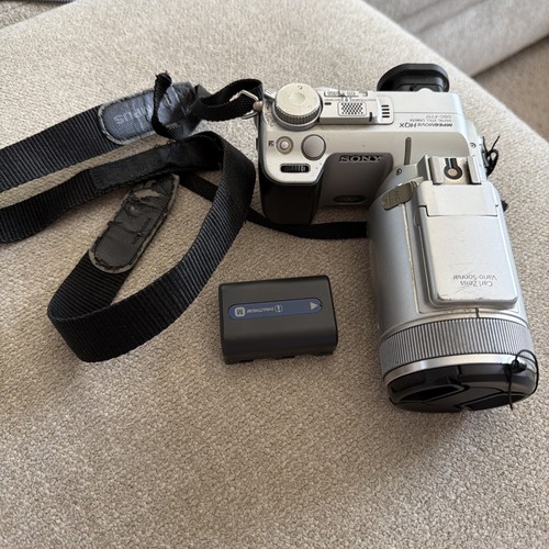 Sony cyber shot dsc f717 - cyber-shot, dsc-f717