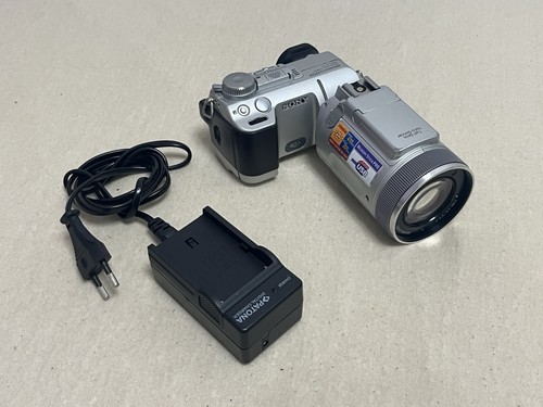 Sony cyber shot dsc f717 - cyber-shot, dsc-f717