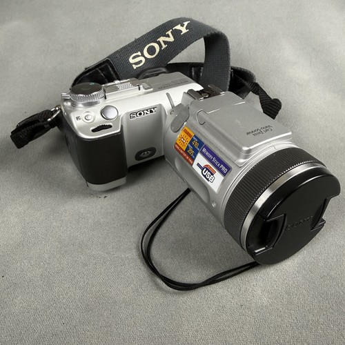 Sony cyber shot dsc f717 - dsc-f717, 5mp