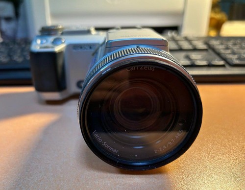 Sony cyber shot dsc - sony, cyber-shot