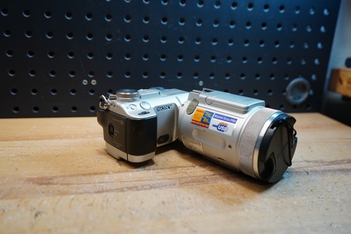 Sony cyber shot dsc - (e), cyber-shot